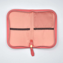 Load image into Gallery viewer, Flower crochet hook case by atelier-K'sk(Keiko Okamoto)