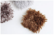 Load image into Gallery viewer, Daruma Fake Fur