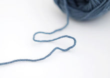 Load image into Gallery viewer, Daruma Rambouillet Merino Wool