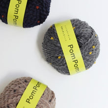 Load image into Gallery viewer, Daruma Pom Pom Wool