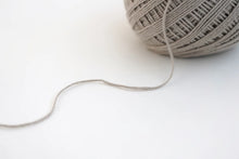 Load image into Gallery viewer, Daruma Linen Ramie Cotton Fingering
