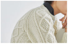 Load image into Gallery viewer, Daruma Cheviot Wool
