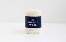 Load image into Gallery viewer, Daruma Cheviot Wool
