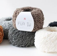 Load image into Gallery viewer, Hamanaka MERINO WOOL FUR
